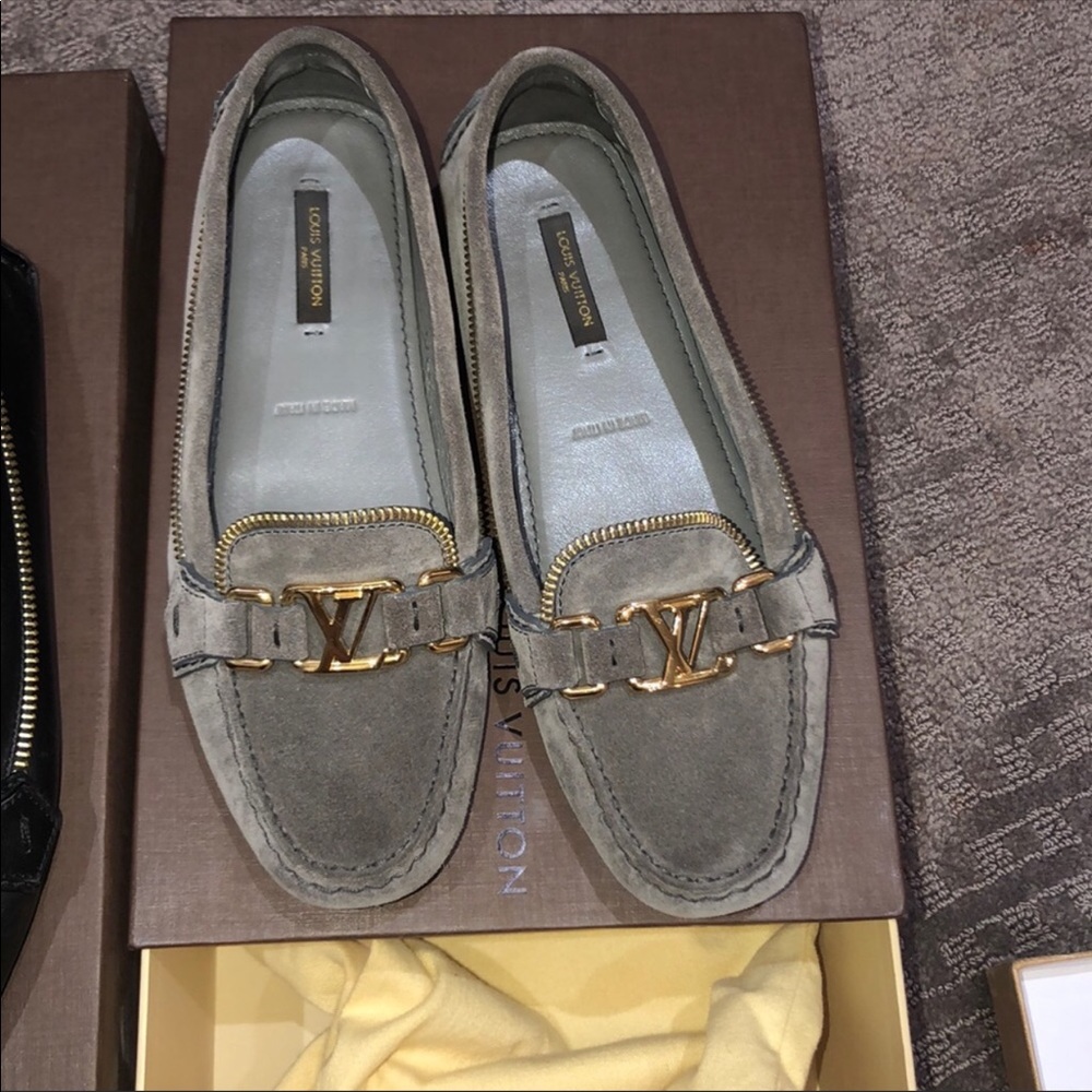 Louis Vuitton flats